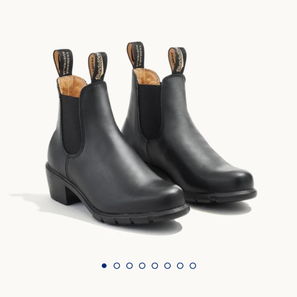 Blundstones boots